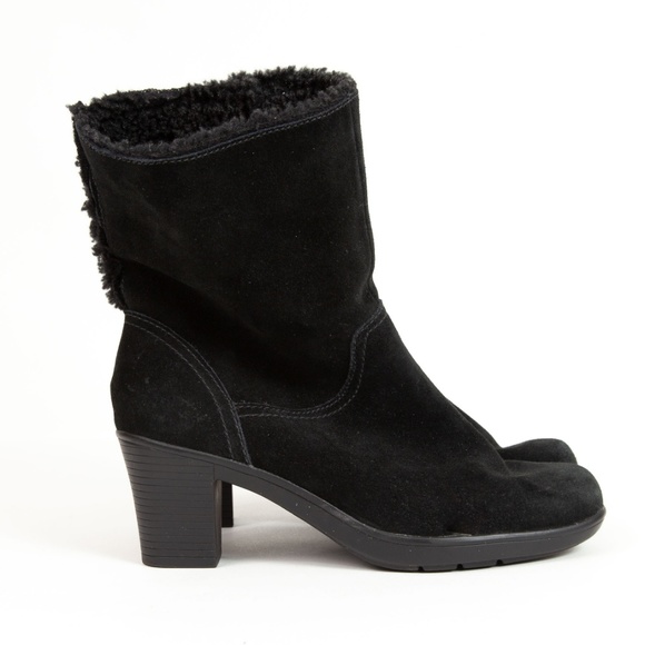 clarks ladies fur lined boots